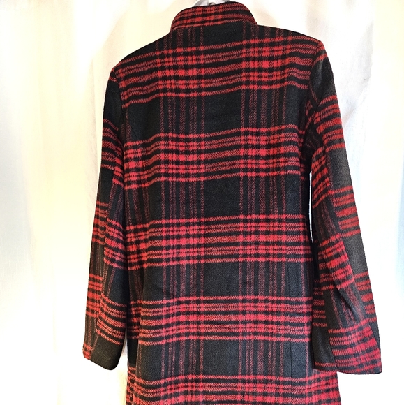 CYN & LUCA M Single Breasted Plaid Coat - Picture 6 of 11